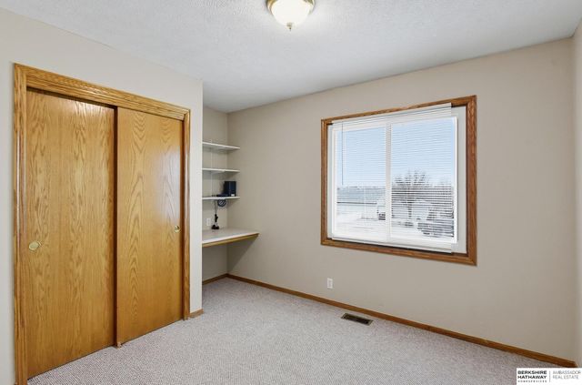 11593 S 205th Street, Gretna, NE 68028