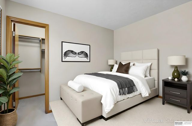 11593 S 205th Street, Gretna, NE 68028