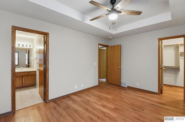 11593 S 205th Street, Gretna, NE 68028