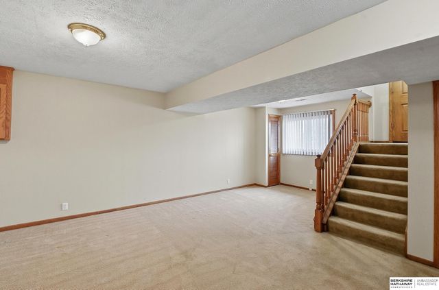 11593 S 205th Street, Gretna, NE 68028