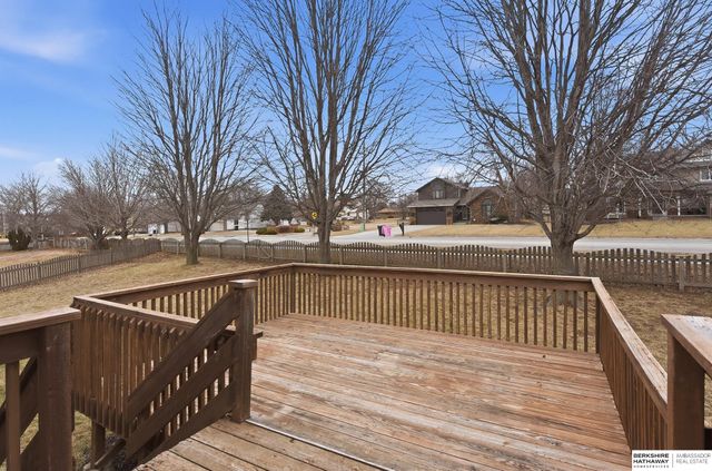 11593 S 205th Street, Gretna, NE 68028