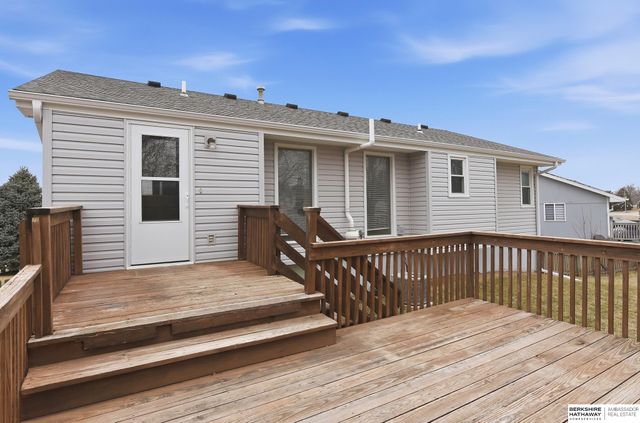 11593 S 205th Street, Gretna, NE 68028