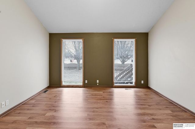 11593 S 205th Street, Gretna, NE 68028