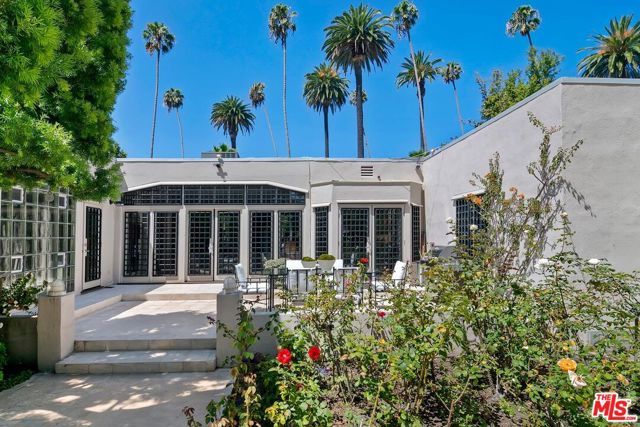 524 N Canon Drive, Beverly Hills, CA 90210