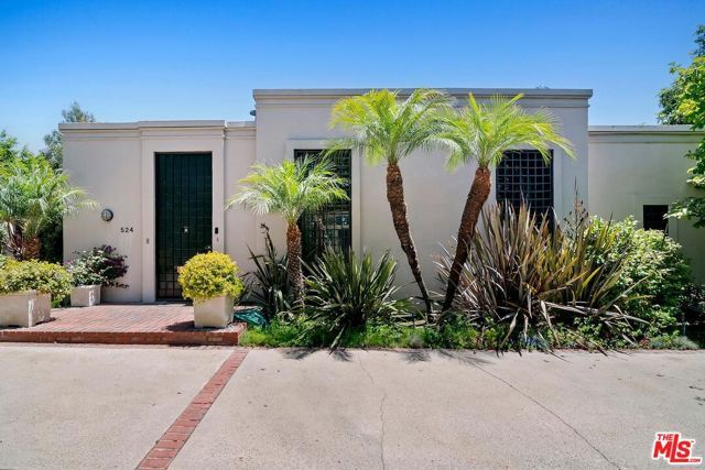 524 N Canon Drive, Beverly Hills, CA 90210