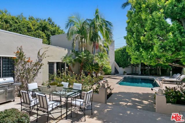 524 N Canon Drive, Beverly Hills, CA 90210