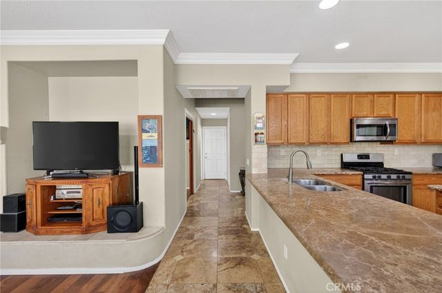 39221 Memory, Murrieta, CA 92563