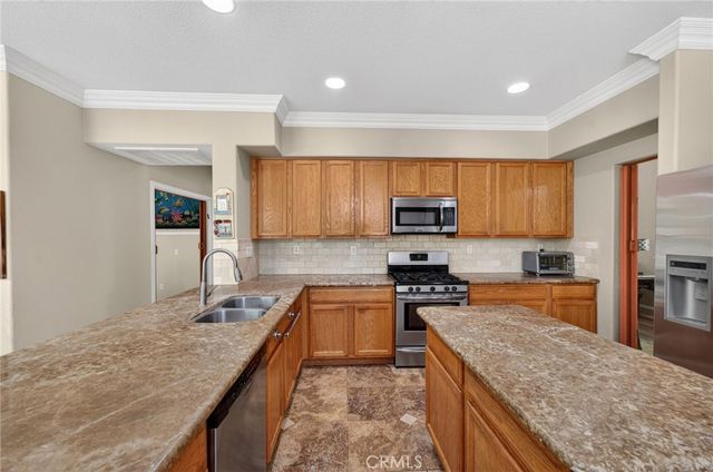 39221 Memory, Murrieta, CA 92563