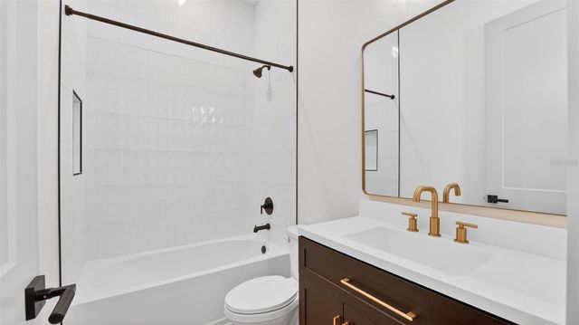 257 LAGO VISTA STREET, Debary, FL 32713