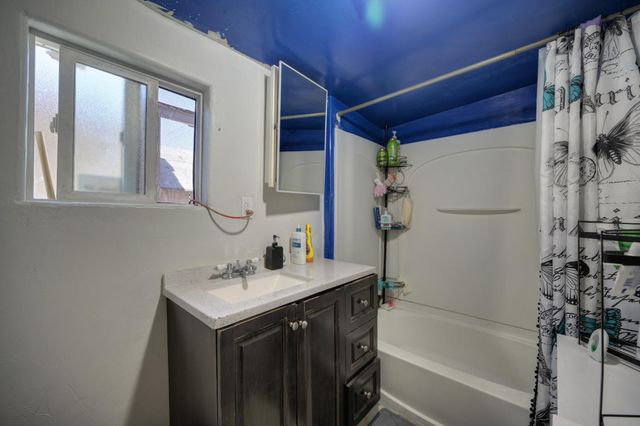 5070 Martin Luther King jr blvd, Sacramento, CA 10820