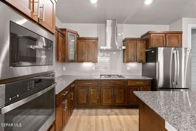 11145 BLAZING STAR Place, El Paso, TX 79934