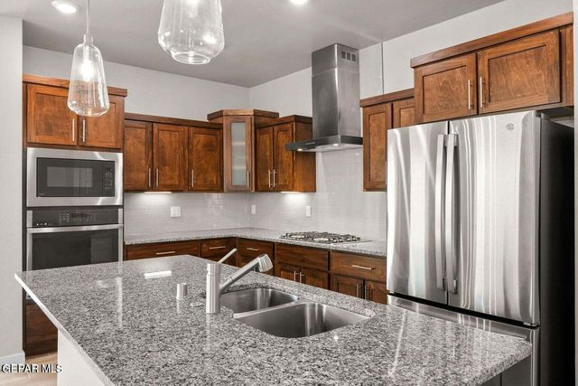 11145 BLAZING STAR Place, El Paso, TX 79934