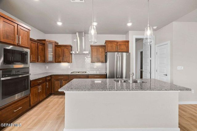 11145 BLAZING STAR Place, El Paso, TX 79934