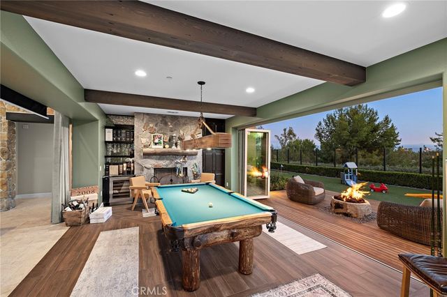 137 Sunset, Irvine, CA 92602
