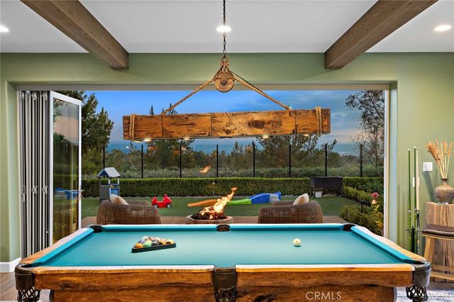 137 Sunset, Irvine, CA 92602