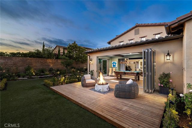 137 Sunset, Irvine, CA 92602
