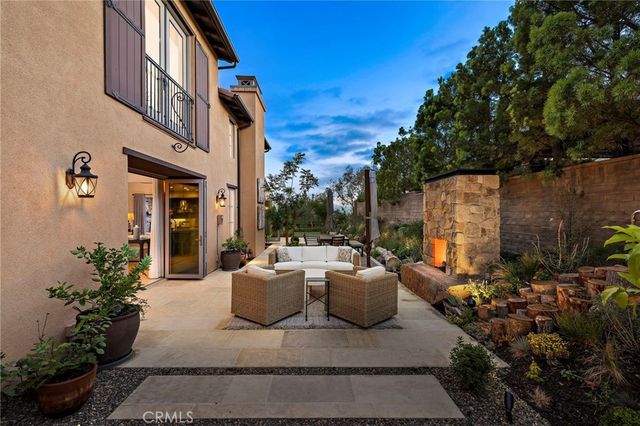 137 Sunset, Irvine, CA 92602