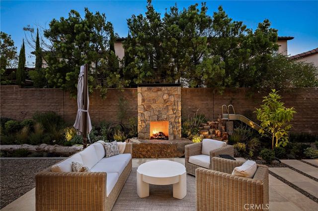 137 Sunset, Irvine, CA 92602