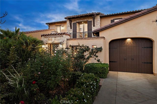 137 Sunset, Irvine, CA 92602
