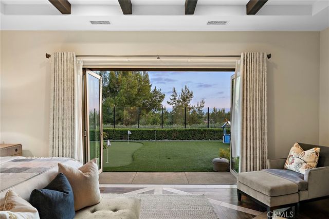 137 Sunset, Irvine, CA 92602