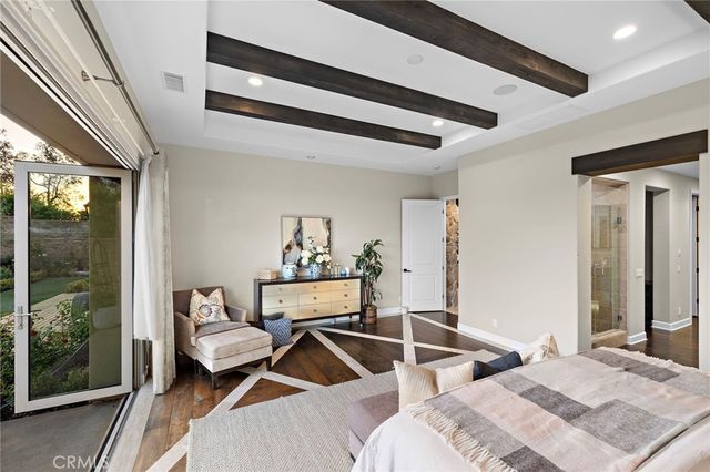 137 Sunset, Irvine, CA 92602