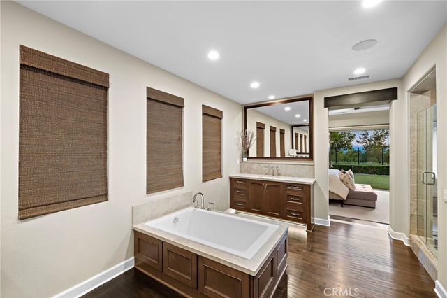 137 Sunset, Irvine, CA 92602