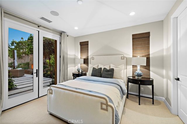 137 Sunset, Irvine, CA 92602