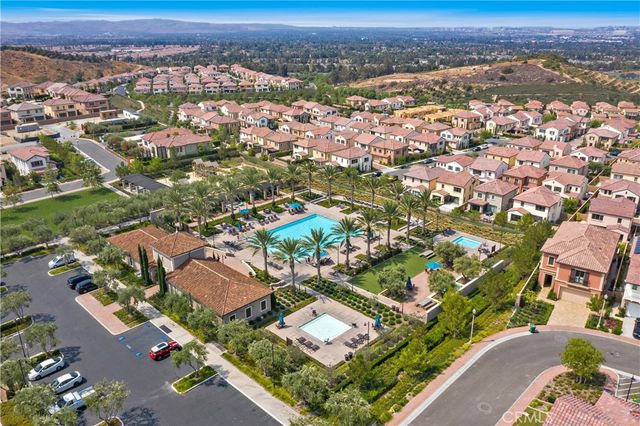 137 Sunset, Irvine, CA 92602