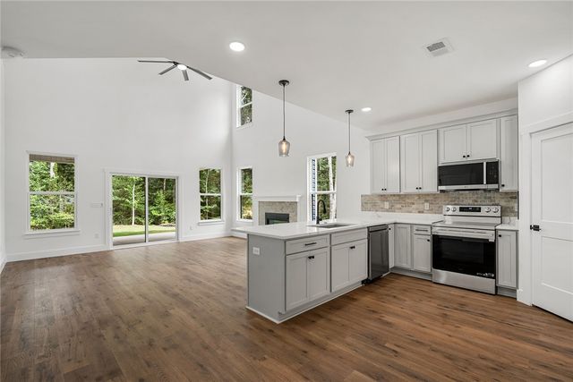 5 Chickamauga Lane, Simpsonville, SC 29681