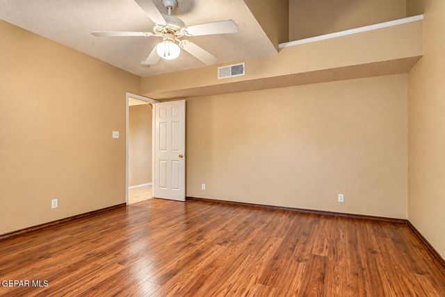3676 LA CUESTA Drive, El Paso, TX 79936