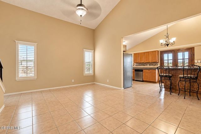 3676 LA CUESTA Drive, El Paso, TX 79936