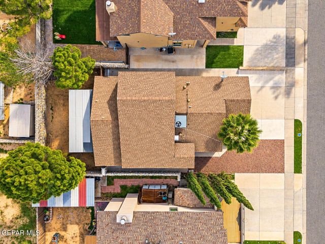 3676 LA CUESTA Drive, El Paso, TX 79936