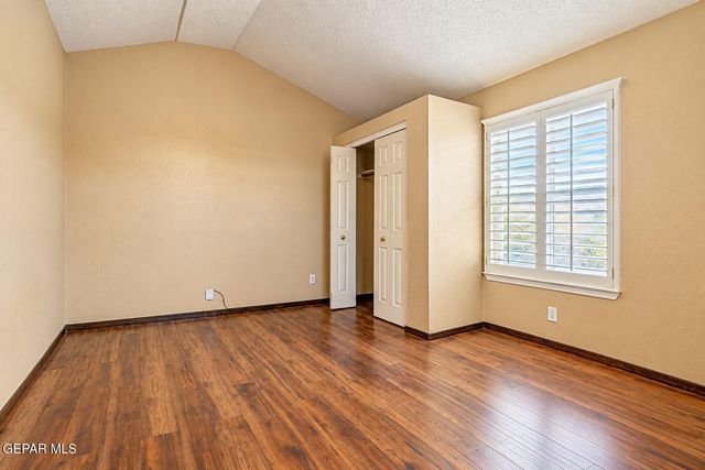 3676 LA CUESTA Drive, El Paso, TX 79936