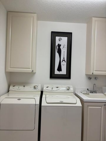 24 Harbour Isle Drive W 305, Fort Pierce, FL 34949