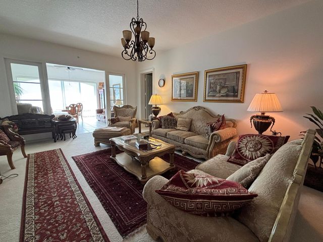 24 Harbour Isle Drive W 305, Fort Pierce, FL 34949