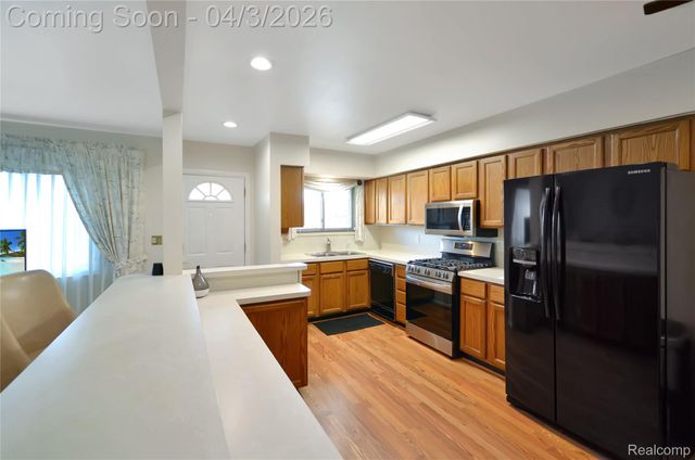 29821 Wagner Drive, Warren, MI 48093