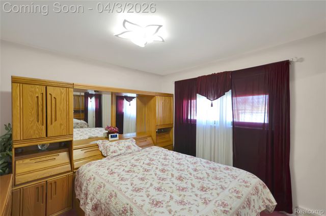 29821 Wagner Drive, Warren, MI 48093