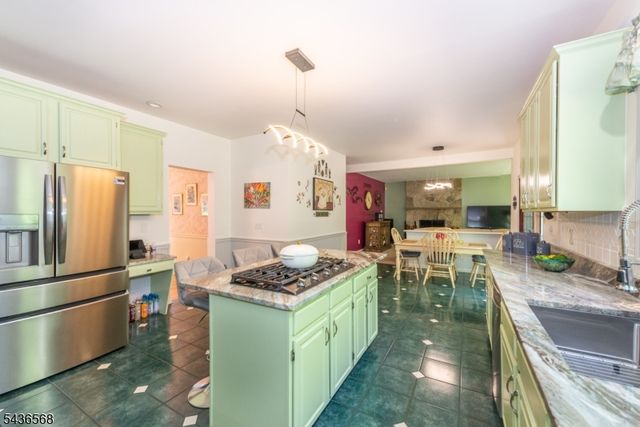 36 Waters Edge, Sparta Twp., NJ 07871