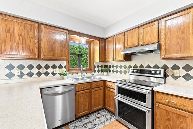 N170W20010 Hunters ROAD, Jackson, WI 53037
