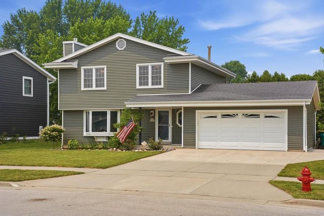 N170W20010 Hunters ROAD, Jackson, WI 53037