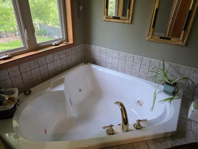 149 Pine View Drive, Madison, WI 53704