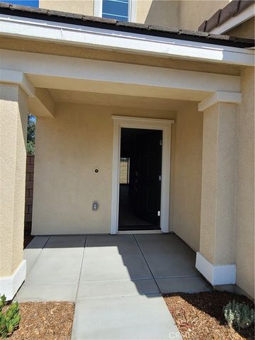 30540 Altima Court, Winchester, CA 92596