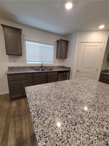 30540 Altima Court, Winchester, CA 92596