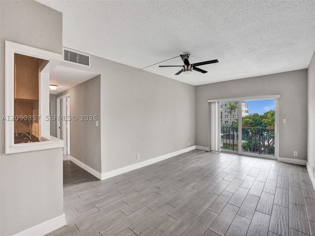400 N Riverside Dr 303, Pompano Beach, FL 33062