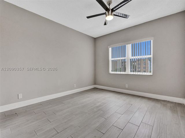 400 N Riverside Dr 303, Pompano Beach, FL 33062