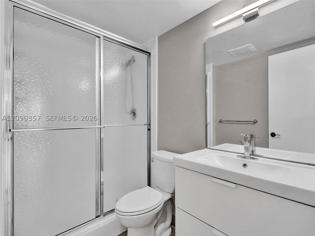 400 N Riverside Dr 303, Pompano Beach, FL 33062