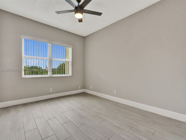 400 N Riverside Dr 303, Pompano Beach, FL 33062