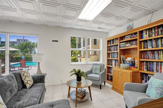 400 N Riverside Dr 303, Pompano Beach, FL 33062