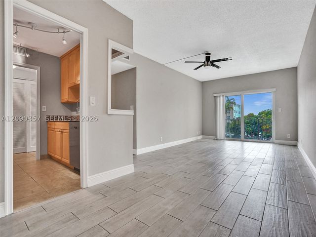 400 N Riverside Dr 303, Pompano Beach, FL 33062