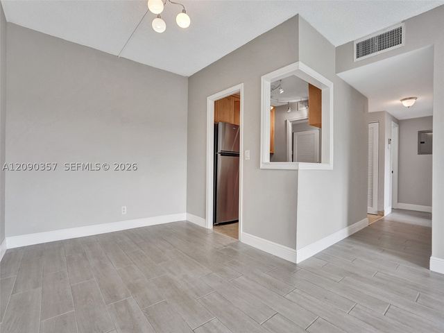 400 N Riverside Dr 303, Pompano Beach, FL 33062